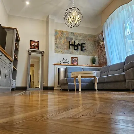 아파트 Al Pacino Family Lux Apartment 리가